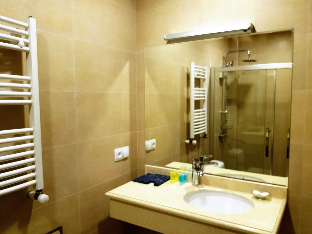 Villa Crystal Town House Bakuriani Esterno foto