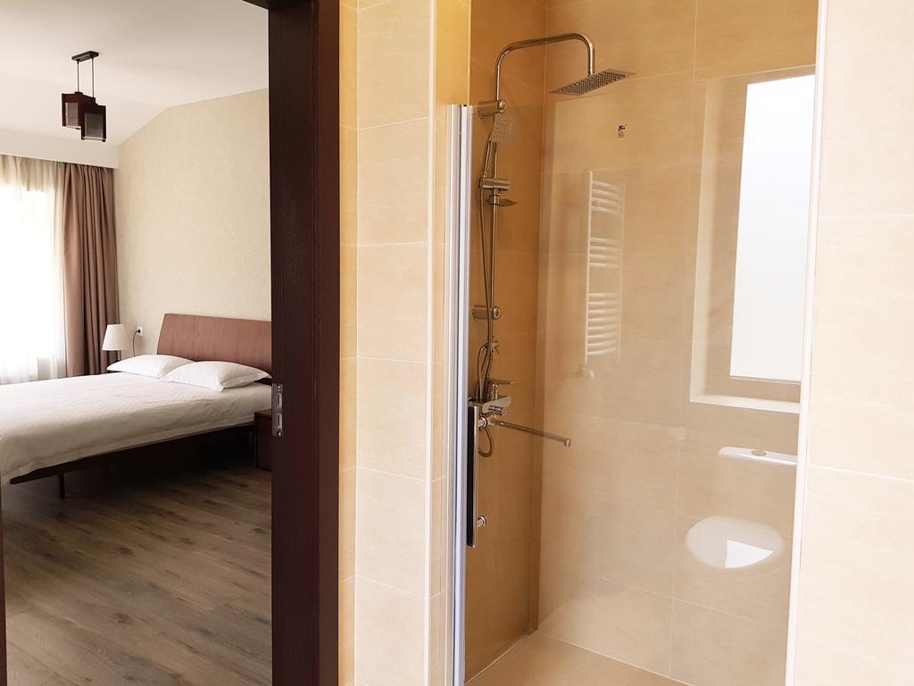 Villa Crystal Town House Bakuriani Esterno foto